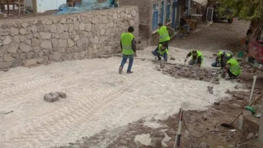 Assos Antik Liman yolunun yapımına başlandı