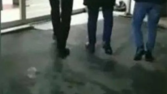 Ataşehir Belediyesinde 'ihalede usulsüzlük' operasyonu, gözaltı anları kamerada