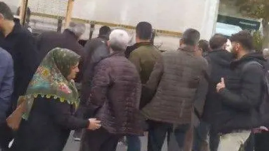 Ataşehir'de kamyonun altında kalan vatandaş metrelerce sürüklendi