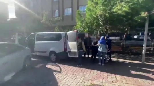 Ataşehir'de özel hastanedeki skandal görüntülere ilişkin gözaltına alınan 8 kişi adliyeye sevk edildi