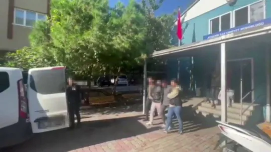 Ataşehir'de özel hastanedeki skandal görüntülere ilişkin gözaltına alınan 8 kişi adliyeye sevk edildi