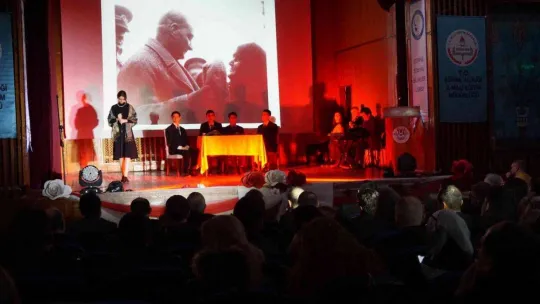 Atatürk'ün Edirne'ye gelişinin 92'nci yılı törenle kutlandı