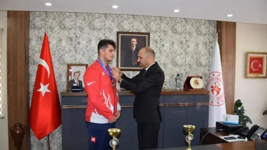 Avrupa Şampiyonları ile bir araya geldi