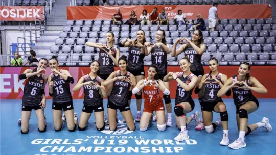 19 Yaş Altı Voleybol Kadın Milli Takımı finalde