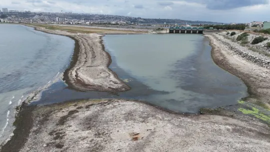 Büyükçekmece Gölü'nden çarpıcı görüntüler