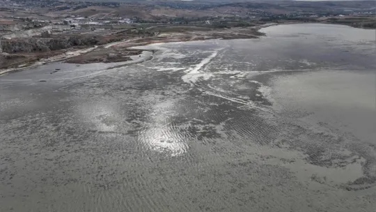 Büyükçekmece Gölü'nden çarpıcı görüntüler