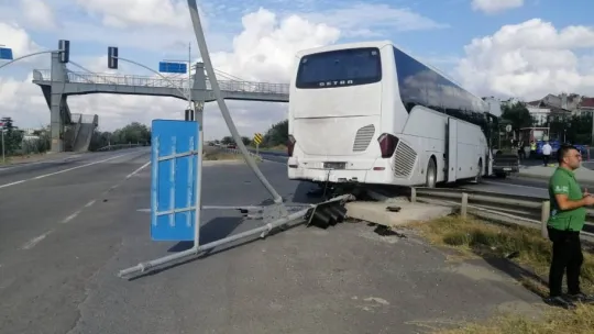 Silivri'de kadın otobüs şoförünün soğukkanlılığı muhtemel faciayı önledi