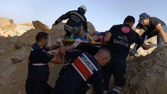 Domuz avına çıkan avcılar fark etti: Fransız gezgin 3 gündür maden sahasında mahsur kalmış