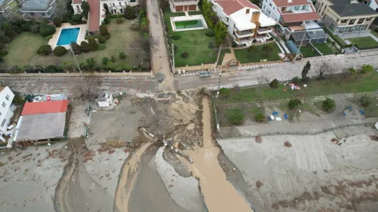 Silivri'de selin yaraları sarılmaya başlandı