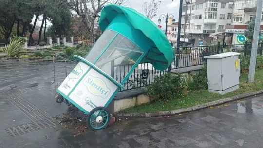 Marmara Denizi ulaşımına poyraz engeli