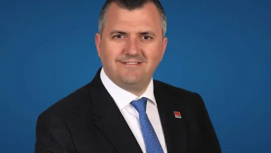 Tekirdağ'da CHP Büyükşehir ve 9 belediye kazanırken, AK Parti 2 belediyeyi aldı