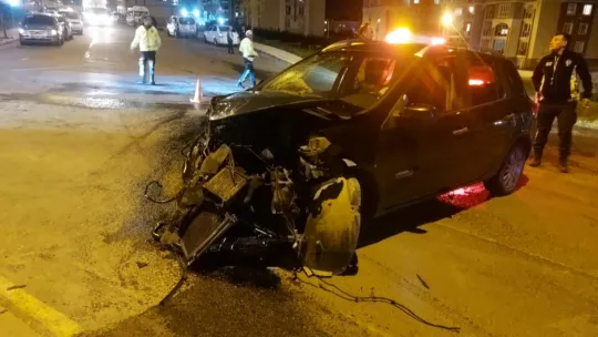 Hasta almaya giden ambulans kaza yaptı: 5 yaralı