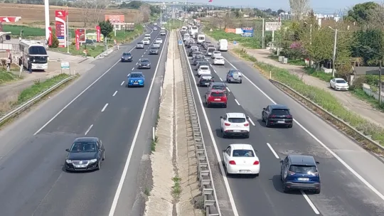 Akın akın dönüyorlar