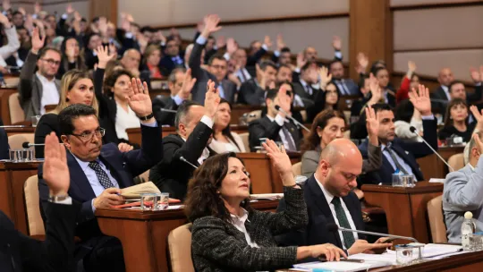 İBB'de seçim sonrası ilk meclis toplantısı yapıldı