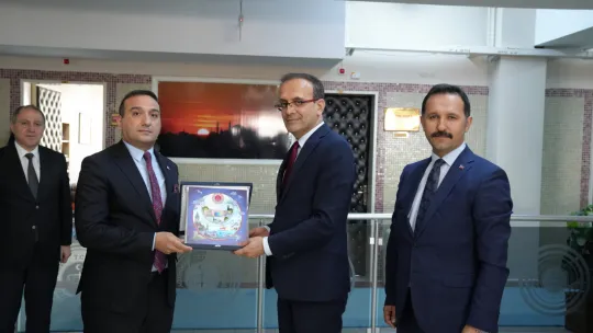 Bakırköy Adliyesi'nden yeni görev yerlerine atanan cumhuriyet başsavcılarına veda töreni