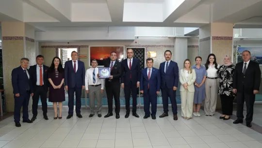 Bakırköy Adliyesi'nden yeni görev yerlerine atanan cumhuriyet başsavcılarına veda töreni