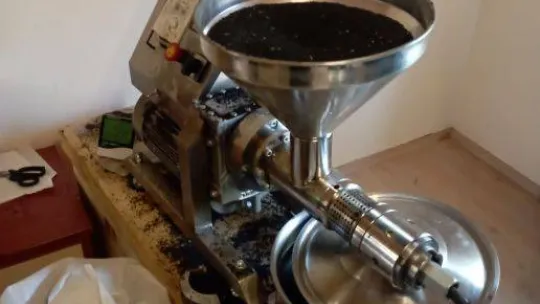 Jandarma'dan kaçak çörek otu yağı operasyonu: Piyasa değeri 8 milyon TL