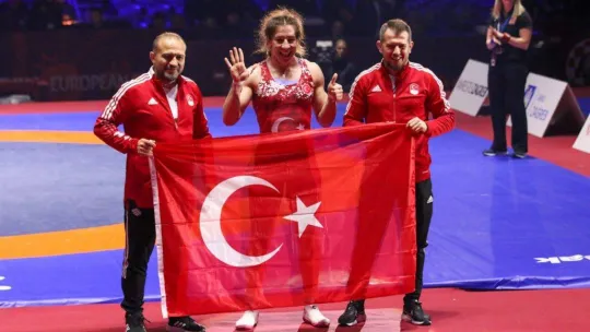 Yasemin Adar Yiğit, Avrupa şampiyonu