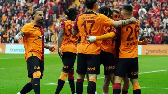 Galatasaray ligde evindeki yenilmezliğini 14 maça çıkardı