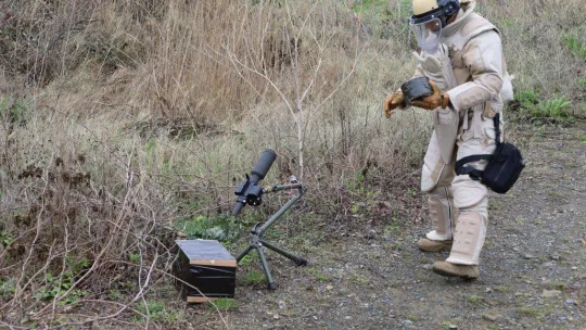 SAS Komandolarının nefes kesen el yapımı patlayıcı eğitimi
