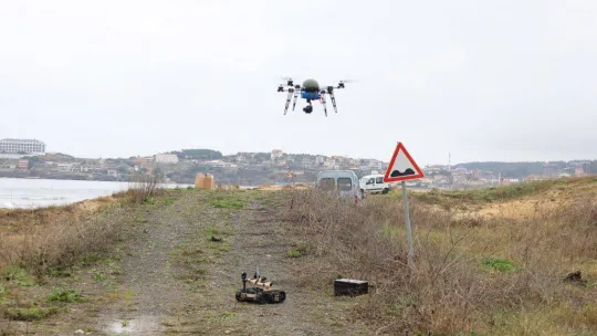 SAS Komandolarının nefes kesen el yapımı patlayıcı eğitimi