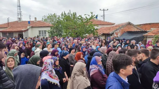 Önce 18 yaşındaki futbolcu, bir saat sonra babası kalp krizinden öldü