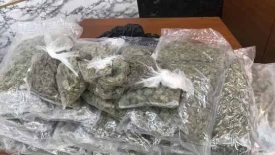 Uyuşturucu tacirlerine darbe üstüne darbe: 18 gözaltı