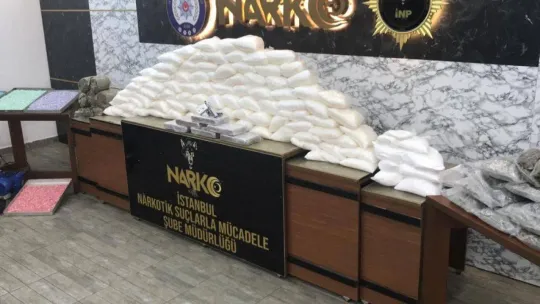 Uyuşturucu tacirlerine darbe üstüne darbe: 18 gözaltı