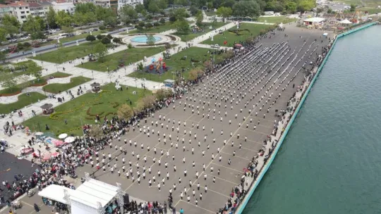 Marmara Deniz'inin kıyısında muhteşem görüntü: 1919 genç Tekirdağ karşılaması oynadı