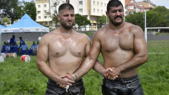 Edirne'de başpehlivan Nedim Gürel oldu