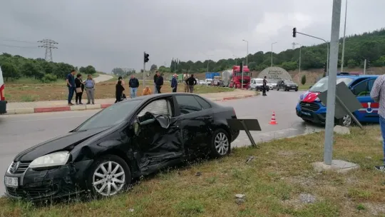Şehit oğullarının cenazesini karşılamaya giden aile trafik kazası geçirdi