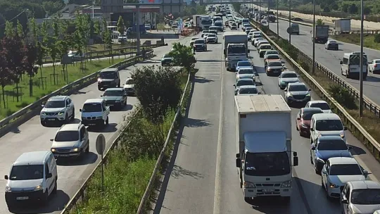 İstanbul'da bayram trafiği başladı