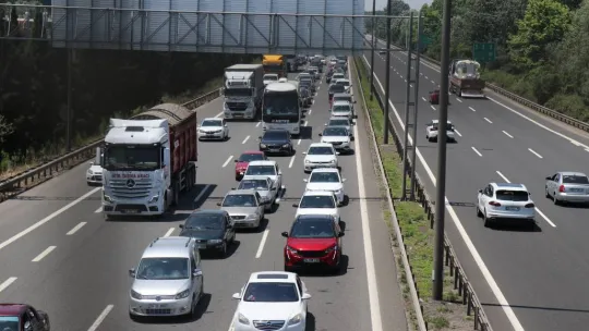 Otoyol Sakarya geçişinde trafik durma noktasına geldi