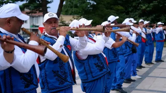 Geleneksel kıyafetler giyildi, Kırkpınar'a davullu zurnalı davet başladı