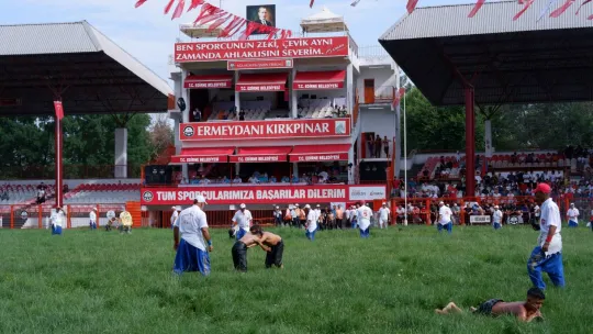 662. Tarihi Kırkpınar Yağlı Güreşleri başladı