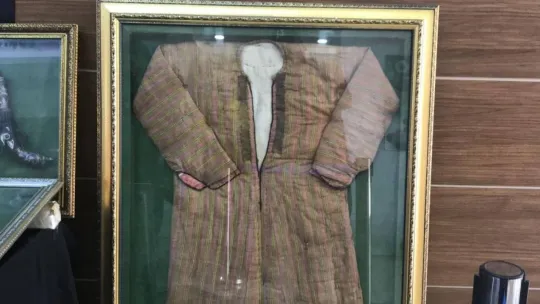 İstanbul'da tarihi eser kaçakçılığı: El yazması İncil ve Tevrat ele geçirildi