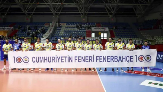 AXA Sigorta Efeler Ligi: Fenerbahçe HDI Sigorta: 3 - Spor Toto: 0