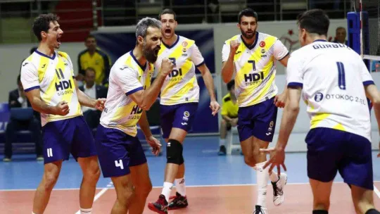 AXA Sigorta Efeler Ligi: Fenerbahçe HDI Sigorta: 3 - Spor Toto: 0