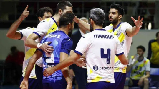 AXA Sigorta Efeler Ligi: Fenerbahçe HDI Sigorta: 3 - Spor Toto: 0