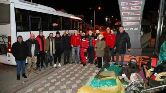 Ayvalık ADAK deprem bölgesine koştu