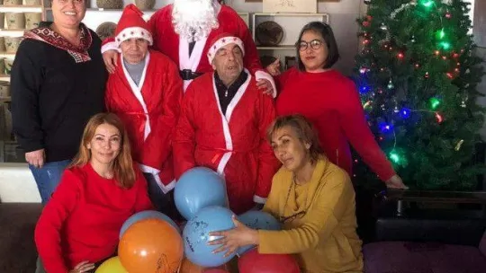 Ayvalık'ta engellilerin yeni yıl sevinci