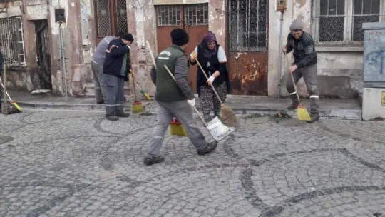 Ayvalık'ta temizlik seferberliği