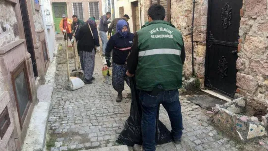 Ayvalık'ta temizlik seferberliği