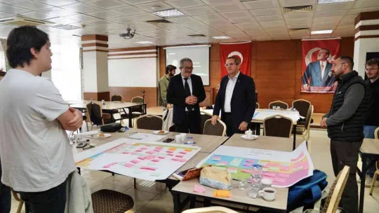 Ayvalık'ta zeytinin geleceği tasarlandı