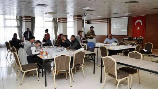 Ayvalık'ta zeytinin geleceği tasarlandı