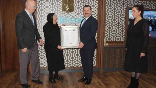 Azerbaycanlı şehit Tümgeneral Haşimova'nın ismi Balıkesir'de yaşayacak