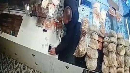 Azimli kısa boylu hırsız tutuklandı