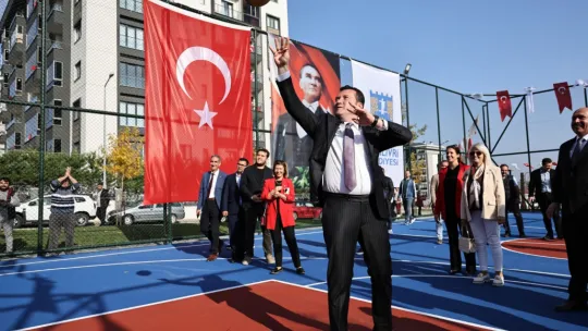 Başkan Balcıoğlu, Vefa Parkı Açılışını Gerçekleştirdi