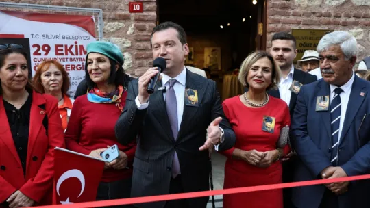 Cumhuriyet Sergisinin Açılışı Gerçekleştirildi