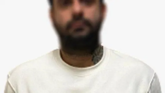 Bağcılar'da 2 adrese uyuşturucu baskını: 6 gözaltı